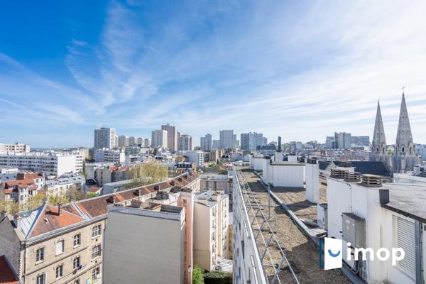 Lumineux 2 pièces en etage élevé avec vue dégagée