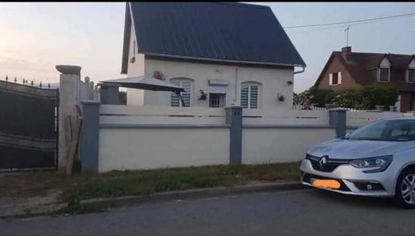 Maison de Village Charmante secteur Péronne