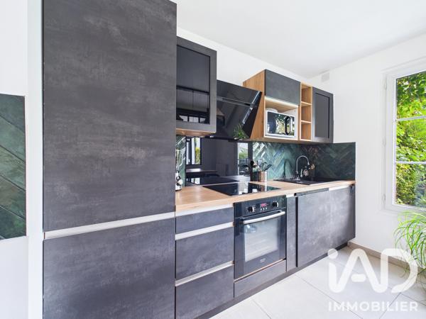 Location maison 9 pièces 174 m² Cesson