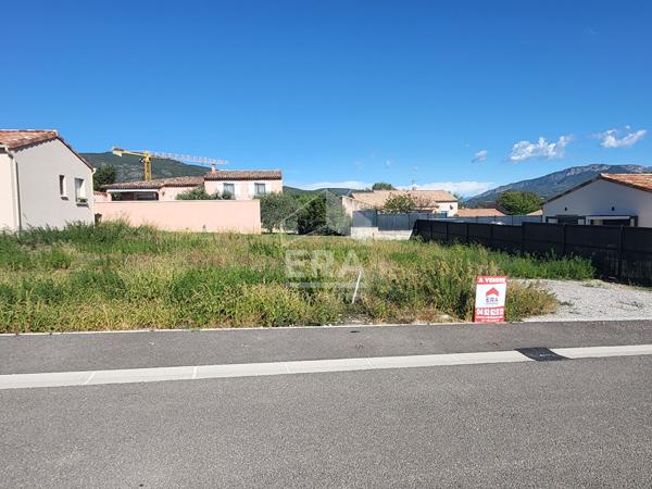 EXCLUSIVITE ERA- Terrain constructible à vendre, Aubignosc 443 m2