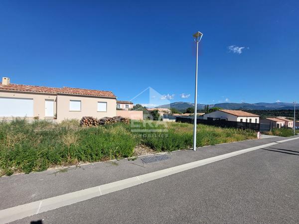 EXCLUSIVITE ERA- Terrain constructible à vendre, Aubignosc 443 m2