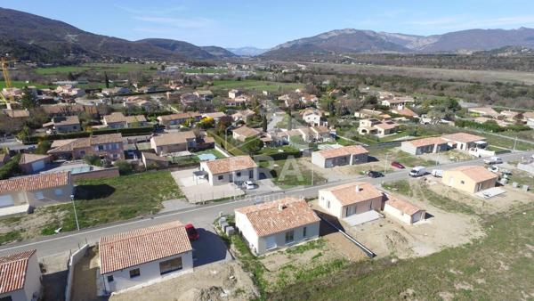EXCLUSIVITE ERA- Terrain constructible à vendre, Aubignosc 443 m2