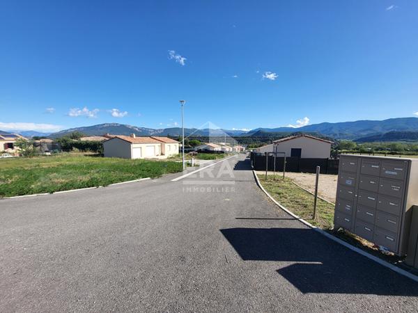 EXCLUSIVITE ERA- Terrain constructible à vendre, Aubignosc 443 m2
