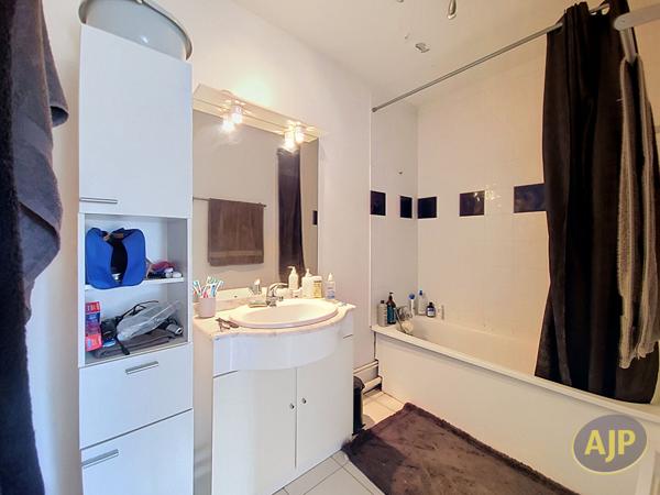 Appartement à vendre Merignac - 3 pièces, 58m² avec 2 chambre(s) à 228 000€ - AJP Immobilier Bordeaux Saint-Augustin