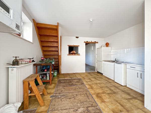 Saint-Germain-au-Mont-d'Or (69650) À VENDRE – Charmante maison rénovée à Saint-Germain (62 m² + combles aménageables)