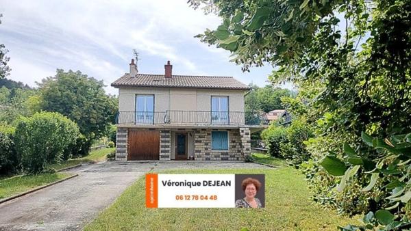 Maison à vendre 5 pièces/4 chambres - terrain 1057 m² - LA ROCHE BLANCHE (63670)
