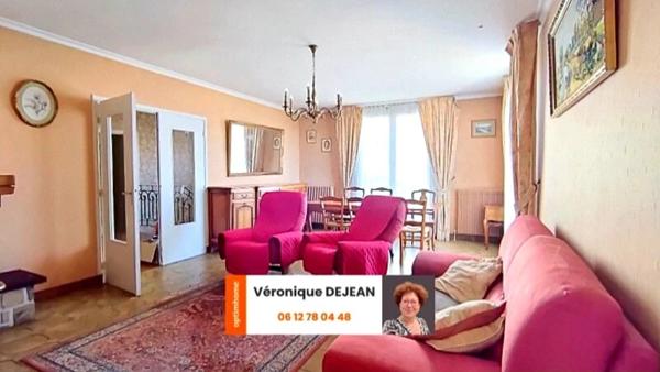 Maison à vendre 5 pièces/4 chambres - terrain 1057 m² - LA ROCHE BLANCHE (63670)