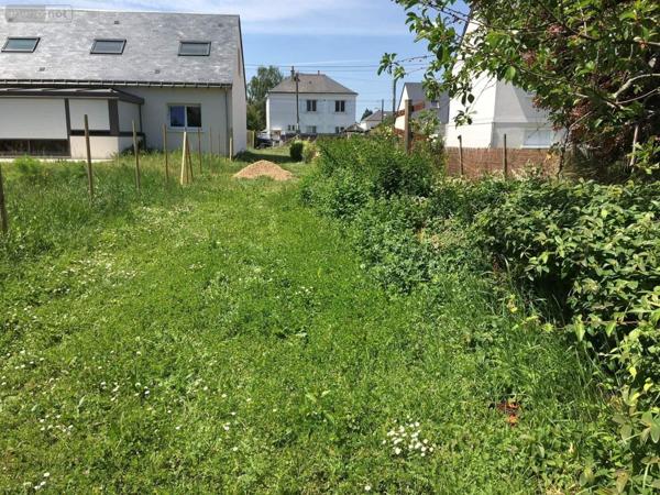 Terrain à Batir à vendre à Esvres dans l'Indre-et-Loire (37320), ref : 034/2203781