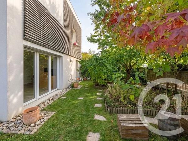 Maison à vendre  4 pièces - 86 m 2   MOISSY CRAMAYEL  - 77