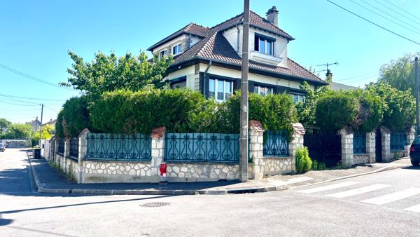Maison Morangis 7 pièce(s) 207 m2