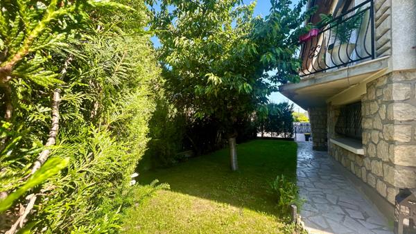 Maison Morangis 7 pièce(s) 207 m2