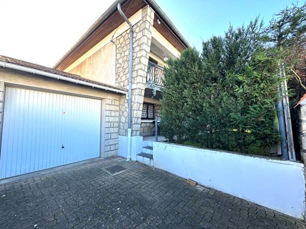 Maison Morangis 7 pièce(s) 207 m2
