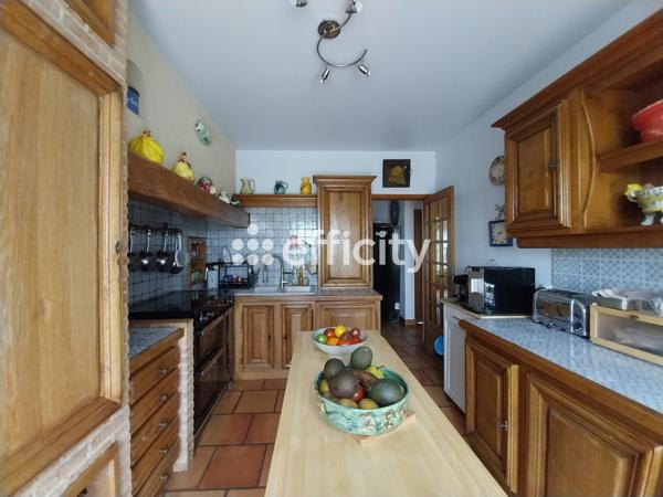 Maison 7 pièces - 210 m²