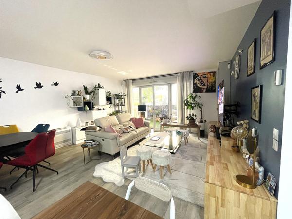 Salon de Provence, T3 avec garage et terrasse