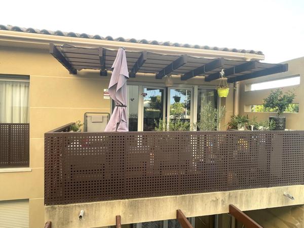 Salon de Provence, T3 avec garage et terrasse