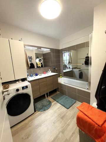 Salon de Provence, T3 avec garage et terrasse