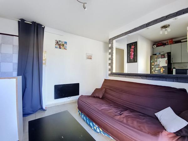 Appartement
         1 pièce
        - 23 m² 115 000 € *