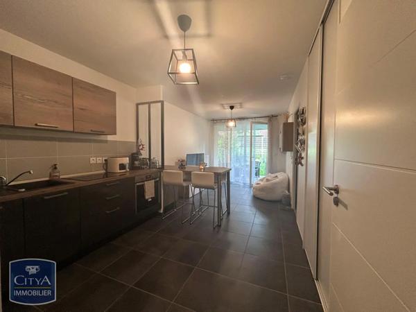 Appartement à louer 2 pièces 39.16m² Saint-Martin-d'Hères (38400)