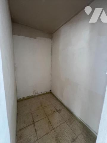 À Vendre à Vannes Quartier Ménimur - Appartement T5 à rénover