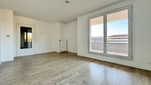 Appartement Saint Pierre Du Perray 3 pièce(s) 61.5 m2 - DPE C - 2 PLACES DE PARKINGS