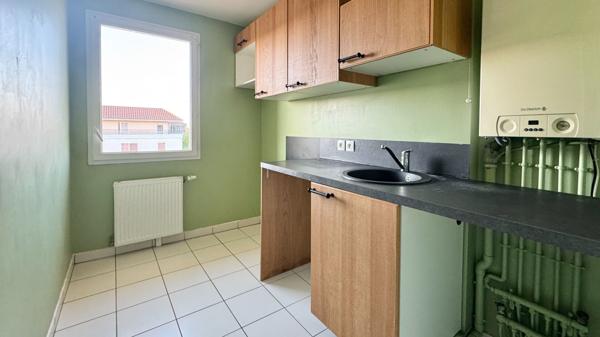 Appartement Saint Pierre Du Perray 3 pièce(s) 61.5 m2 - DPE C - 2 PLACES DE PARKINGS