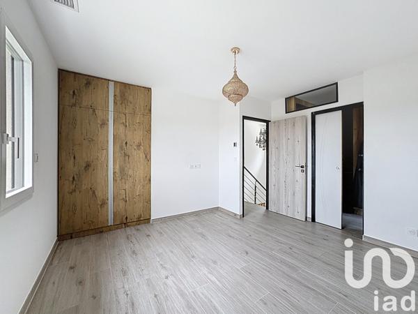 Maison à vendre 5 pièces 163 m² Rochefort-du-Gard