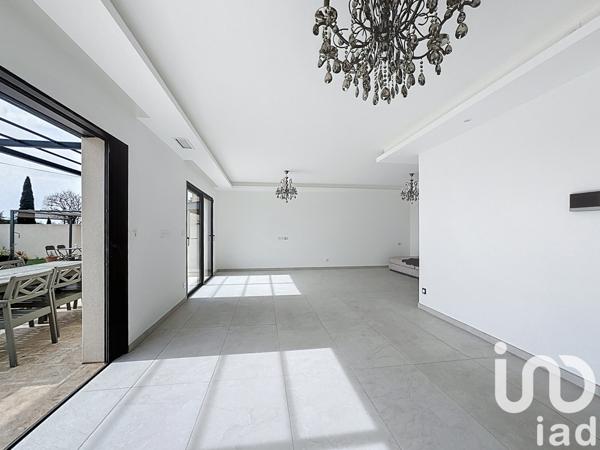 Maison à vendre 5 pièces 163 m² Rochefort-du-Gard