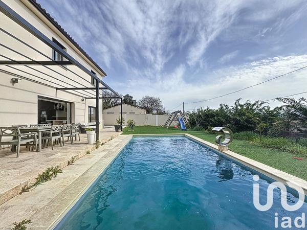 Maison à vendre 5 pièces 163 m² Rochefort-du-Gard