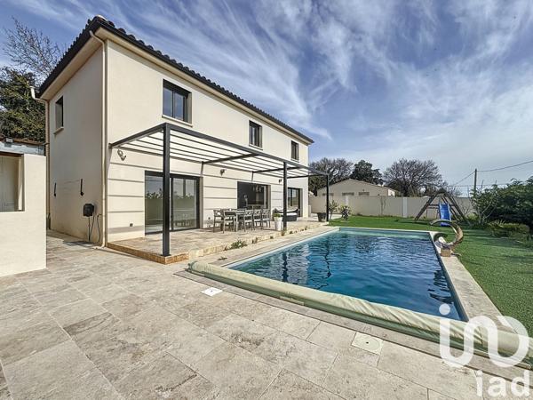 Maison à vendre 5 pièces 163 m² Rochefort-du-Gard