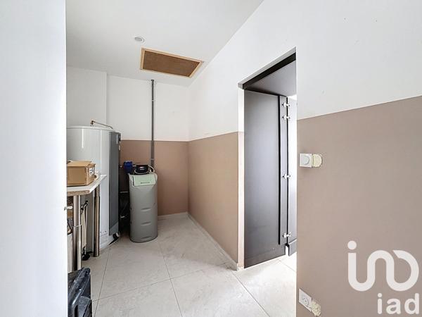 Maison à vendre 5 pièces 163 m² Rochefort-du-Gard