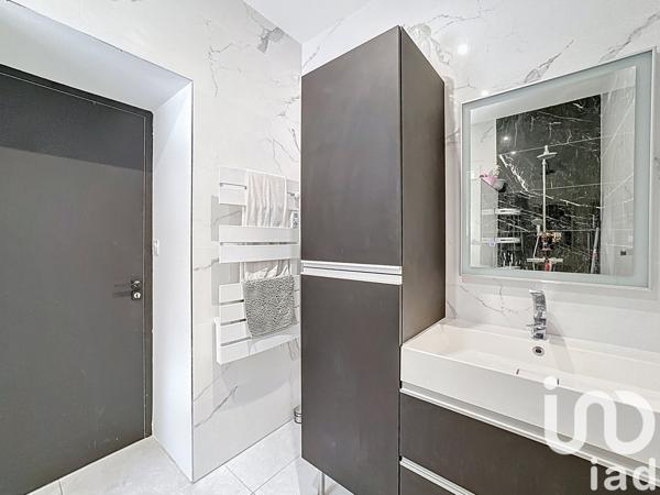 Maison à vendre 5 pièces 163 m² Rochefort-du-Gard