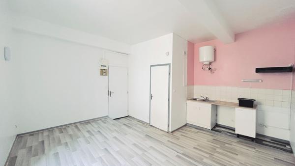 A LOUER APPARTEMENT DE TYPE 1 - BLAYE CENTRE , Blaye