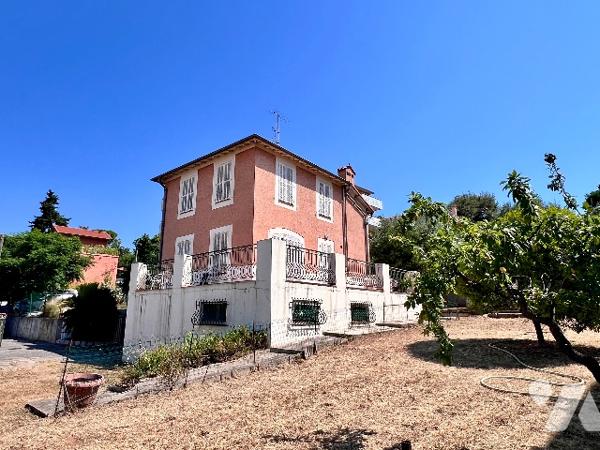 NICE OUEST SAINTE MARGUERITE MAISON 90 m² VIAGER OCCUPE