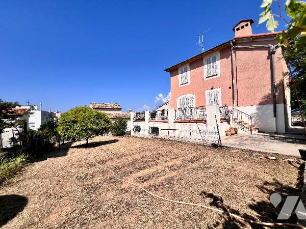 NICE OUEST SAINTE MARGUERITE MAISON 90 m² VIAGER OCCUPE