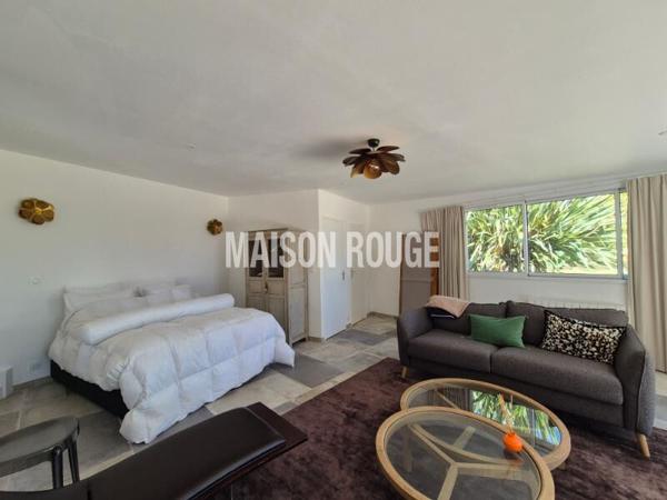 Maison de charme en pierre rénovée -180 m² -Terrain 1 364 m² - Rive gauche de la Rance