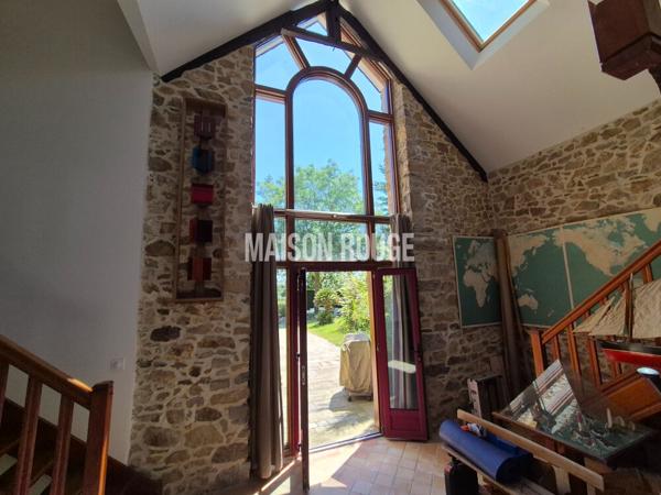 Maison de charme en pierre rénovée -180 m² -Terrain 1 364 m² - Rive gauche de la Rance
