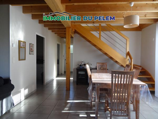 Plounévez-Quintin (22110) Maison spacieuse sans travaux et éco-responsable, le charme de la pierre allié à la modernité