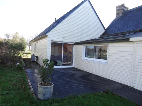 Plounévez-Quintin (22110) Maison spacieuse sans travaux et éco-responsable, le charme de la pierre allié à la modernité