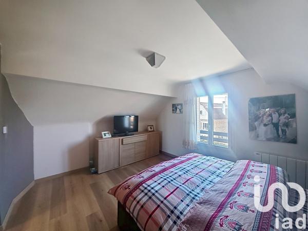 Maison 4 pièces de 130 m² à Combs-la-Ville (77380)