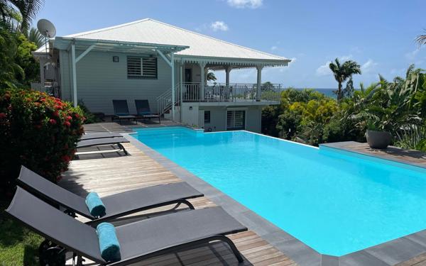 Maison à vendre    5 pièces • 141 m2 Sainte-Anne