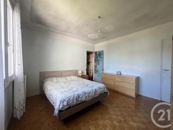 Maison à vendre  5 pièces - 119 m 2   LA VARENNE ST HILAIRE  - 94