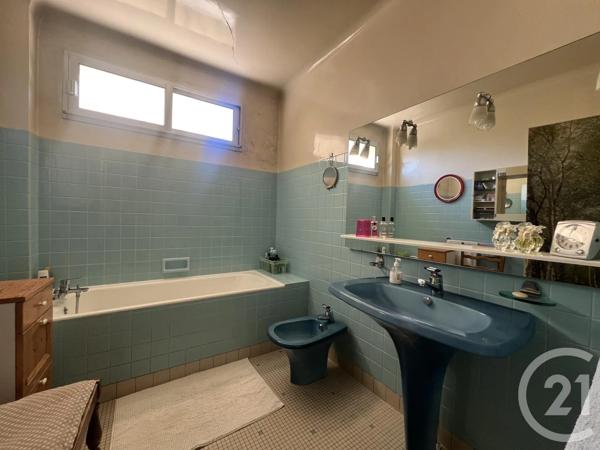 Maison à vendre  5 pièces - 119 m 2   LA VARENNE ST HILAIRE  - 94
