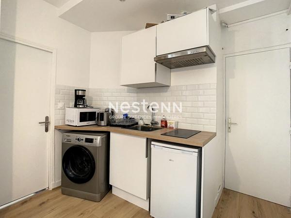 Charmant studio meublé  21m² 3e étage sans ascenseur