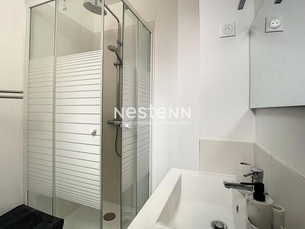 Charmant studio meublé  21m² 3e étage sans ascenseur