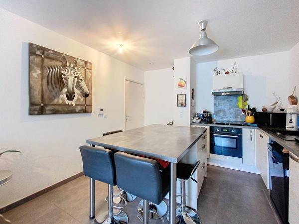 T2 en rez-de-jardin avec terrasse et jardin privatif – 48 m²