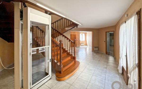 Maison à vendre    7 pièces •  Fleurance