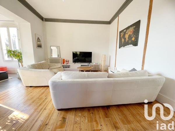 Maison 9 pièces de 248 m² à La Bridoire (73520)