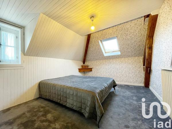 Maison 9 pièces de 248 m² à La Bridoire (73520)