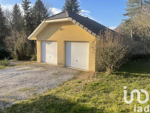 Maison 9 pièces de 248 m² à La Bridoire (73520)