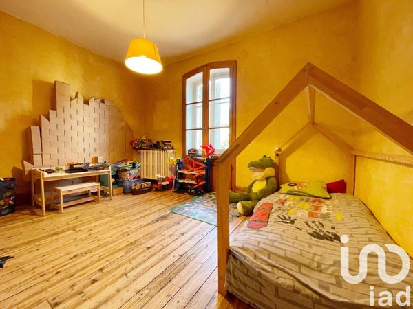 Maison 9 pièces de 248 m² à La Bridoire (73520)